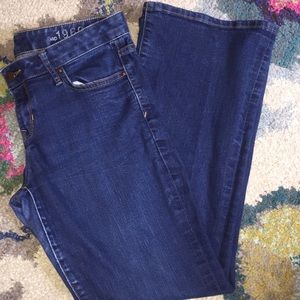 GAP 1969 Perfect Boot Cut 31S Darker Denim Jean